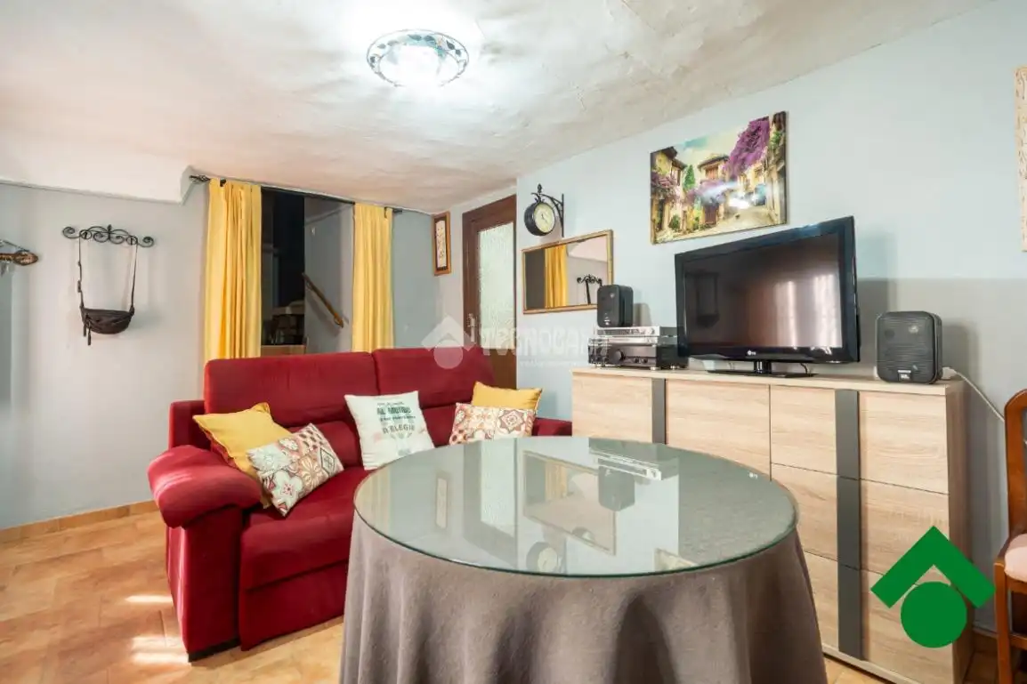 Casa pareada en venta en Colomera