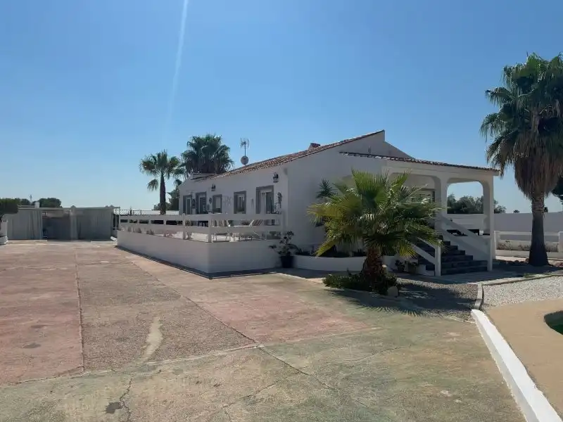 Villa mit Pool zum Verkauf in Diseminado la Malla, imagen 4
