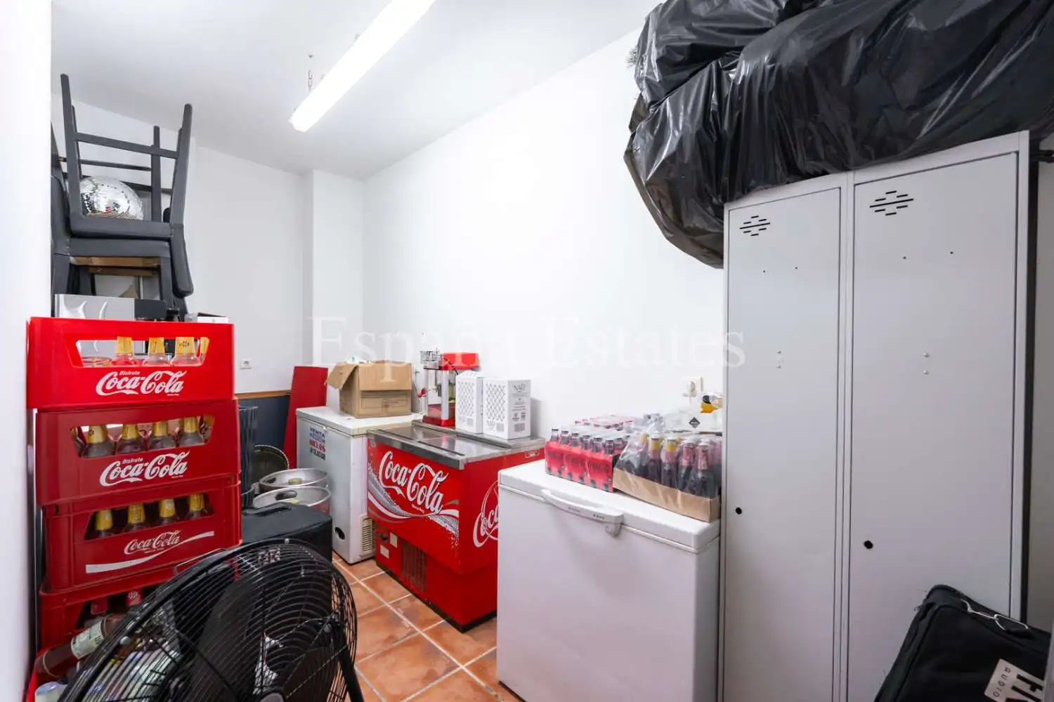Local en venta en Nerja con Aire acondicionado