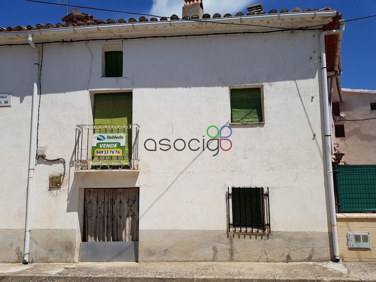 Vista exterior de Casa o xalet en venda en Medranda amb Terrassa i Traster