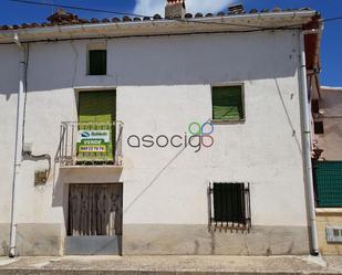 Vista exterior de Casa o xalet en venda en Medranda amb Terrassa