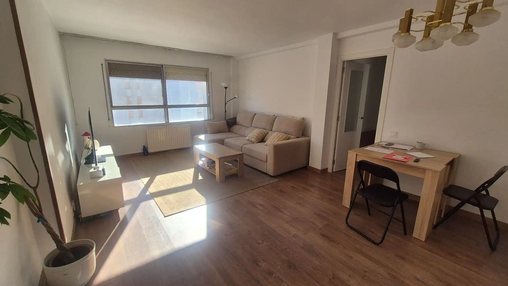 Sala de estar de Piso en venta en Laguna de Duero con Calefacción y Amueblado