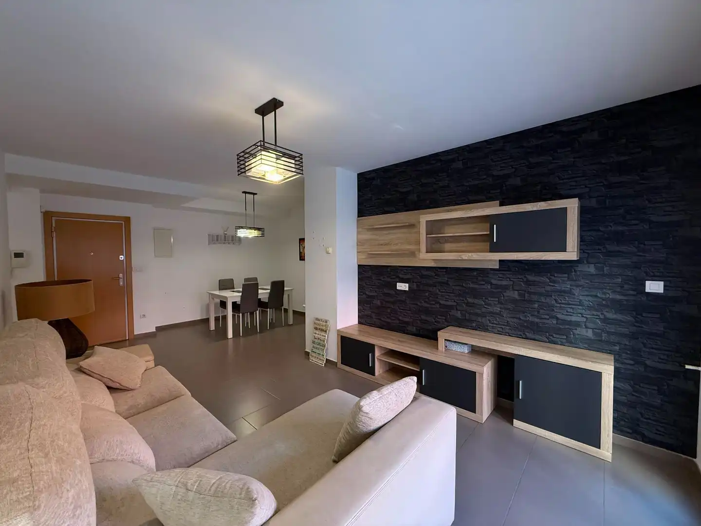 Sala de estar de Piso en venta en Alcoy / Alcoi con Calefacción, Trastero y Amueblado