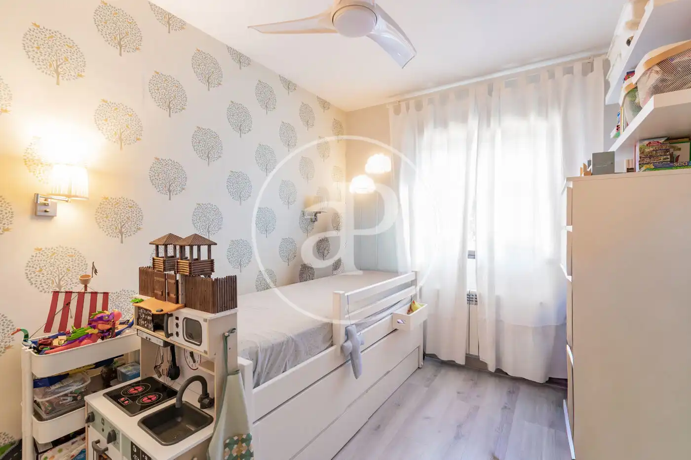 Habitación de Piso en venta en Madrid con Aire acondicionado, Calefacción y Jardín privado