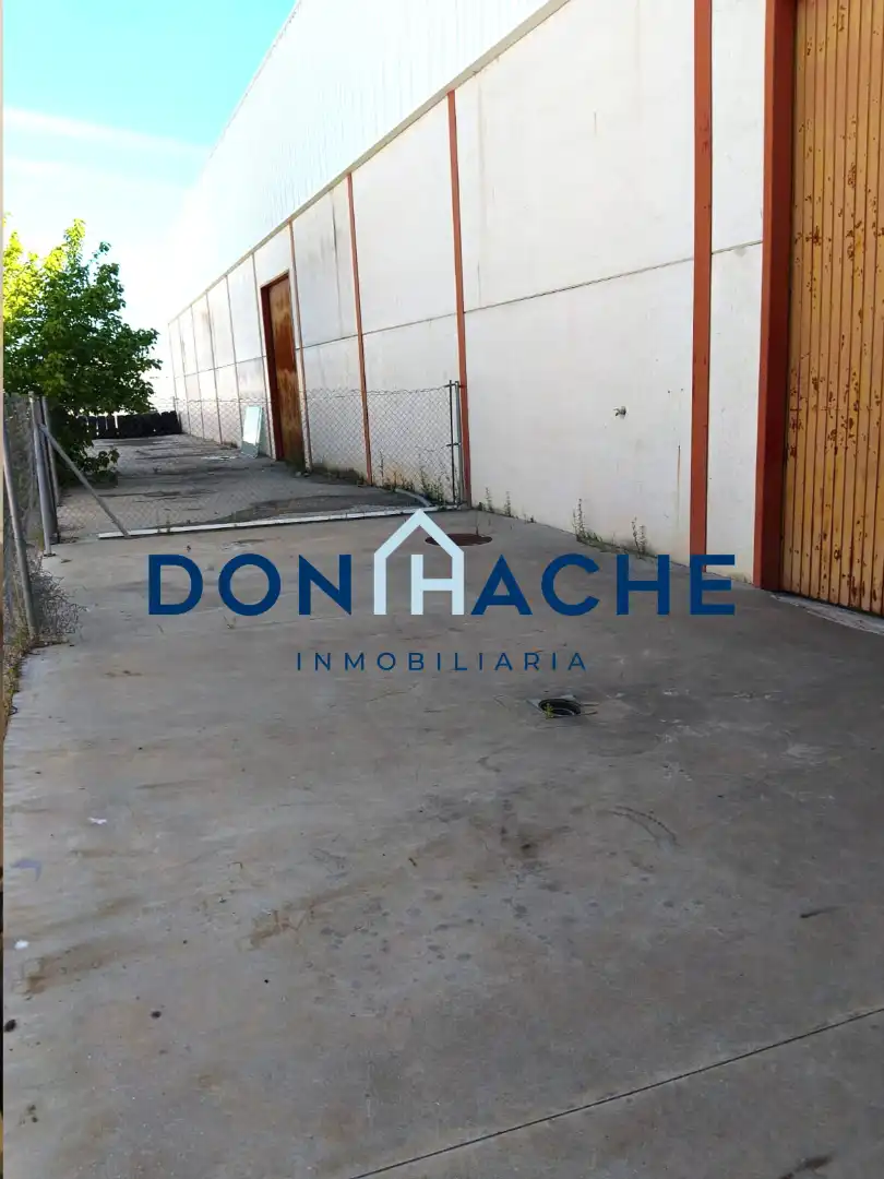 Nau industrial en venda a Sur, imagen 2