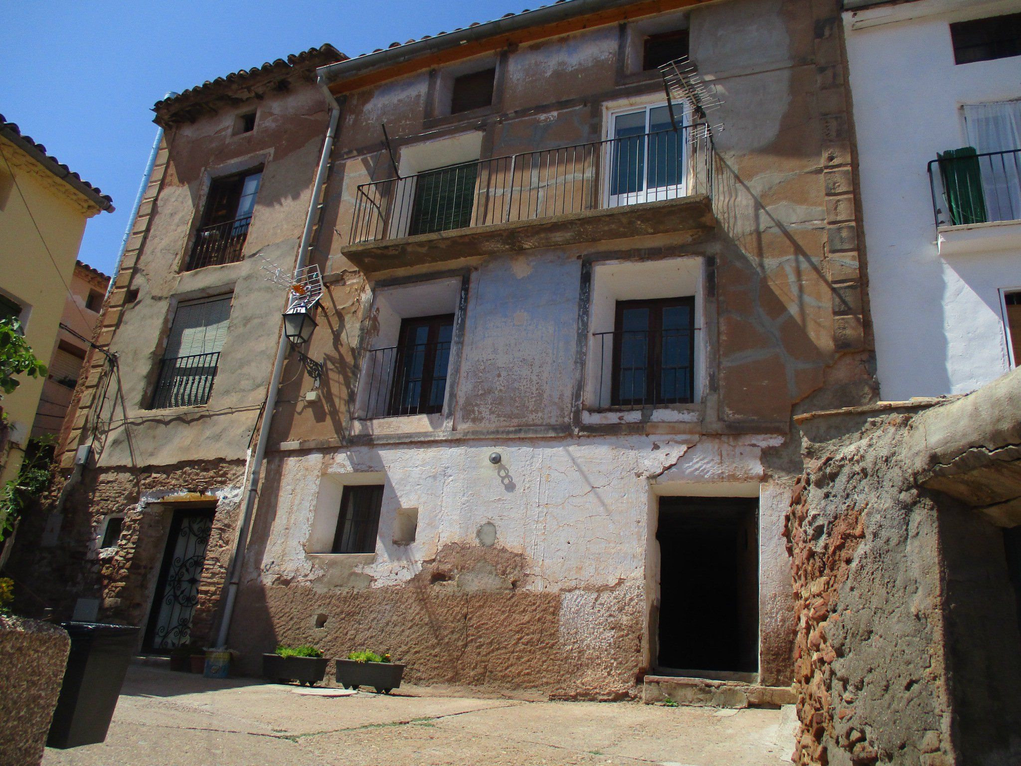 Vista exterior de Casa o xalet en venda en Illueca amb Calefacció i Terrassa
