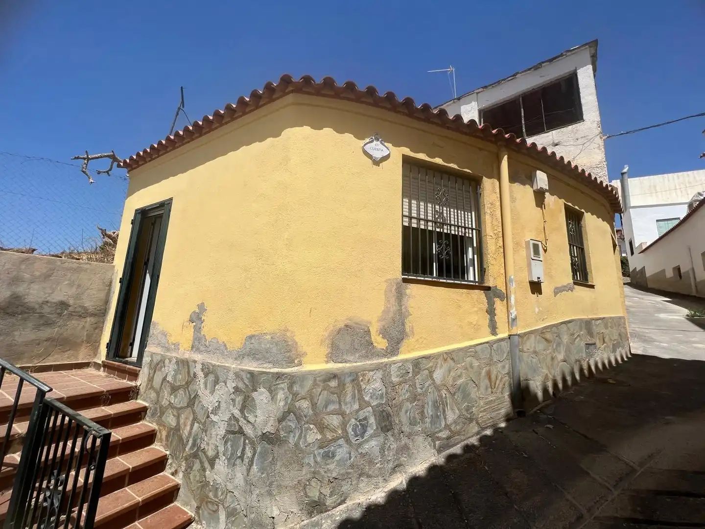 Exterior view of Commercial properties for sale in Laujar de Andarax