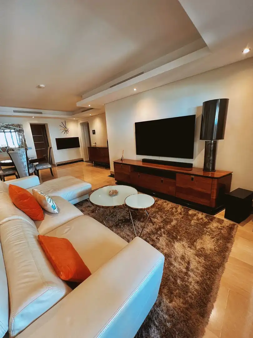 Sala d'estar de Apartament de lloguer en Estepona