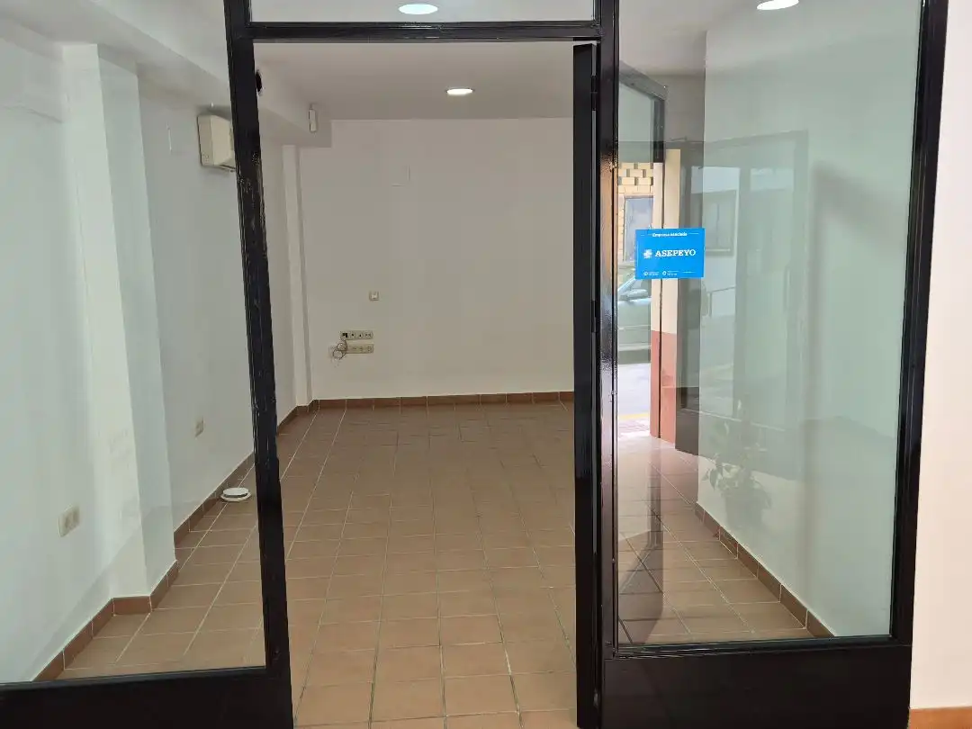 Local de alquiler en Álora con Aire acondicionado