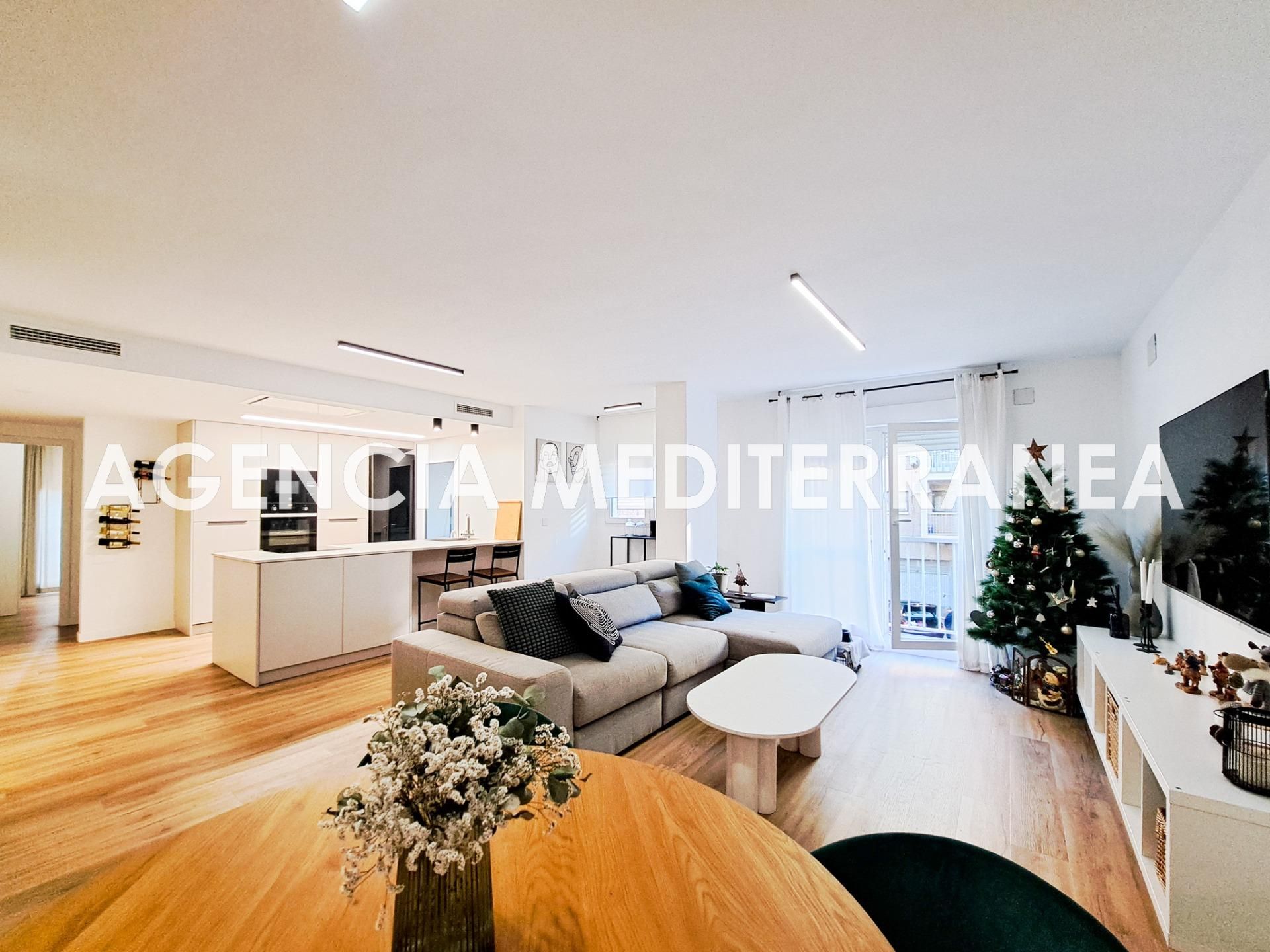 Flat for sale in  PINTOR RAFAEL SOLBES, Camí Reial, Jesús