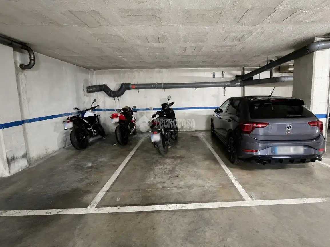 Parkplatz von Garage zum Verkauf in Barcelona