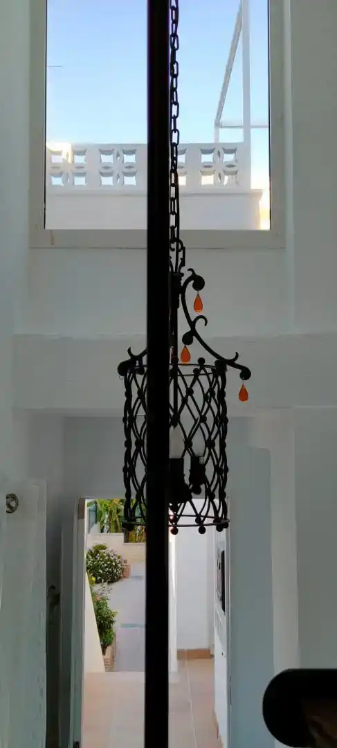 Außenansicht von Maisonette zur Miete in El Rompido mit Schwimmbad und Balkon