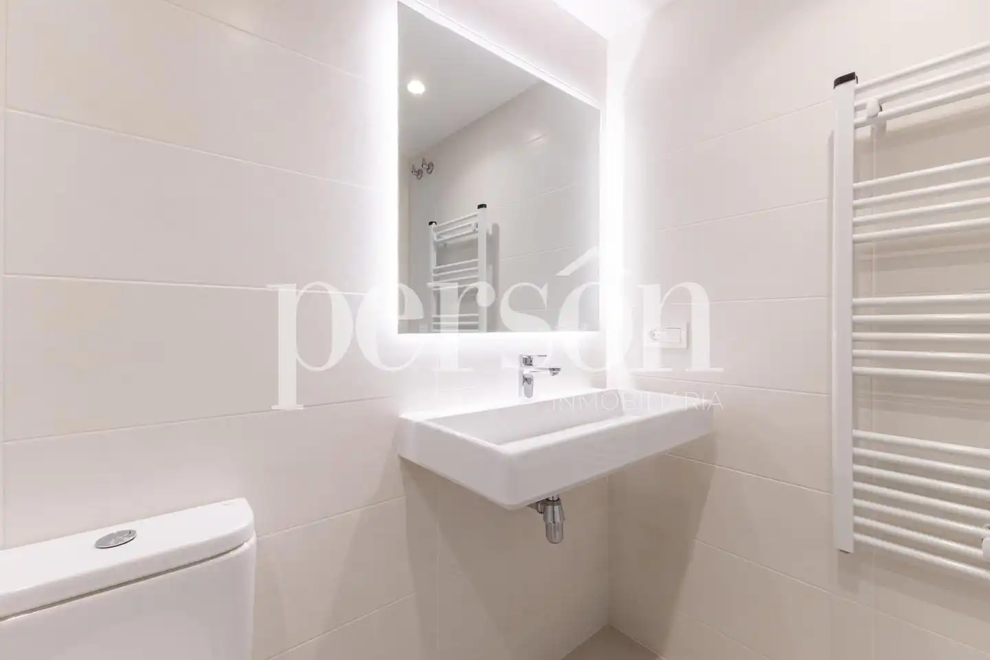 Baño de Piso de alquiler en Valencia con Aire acondicionado, Calefacción y Terraza