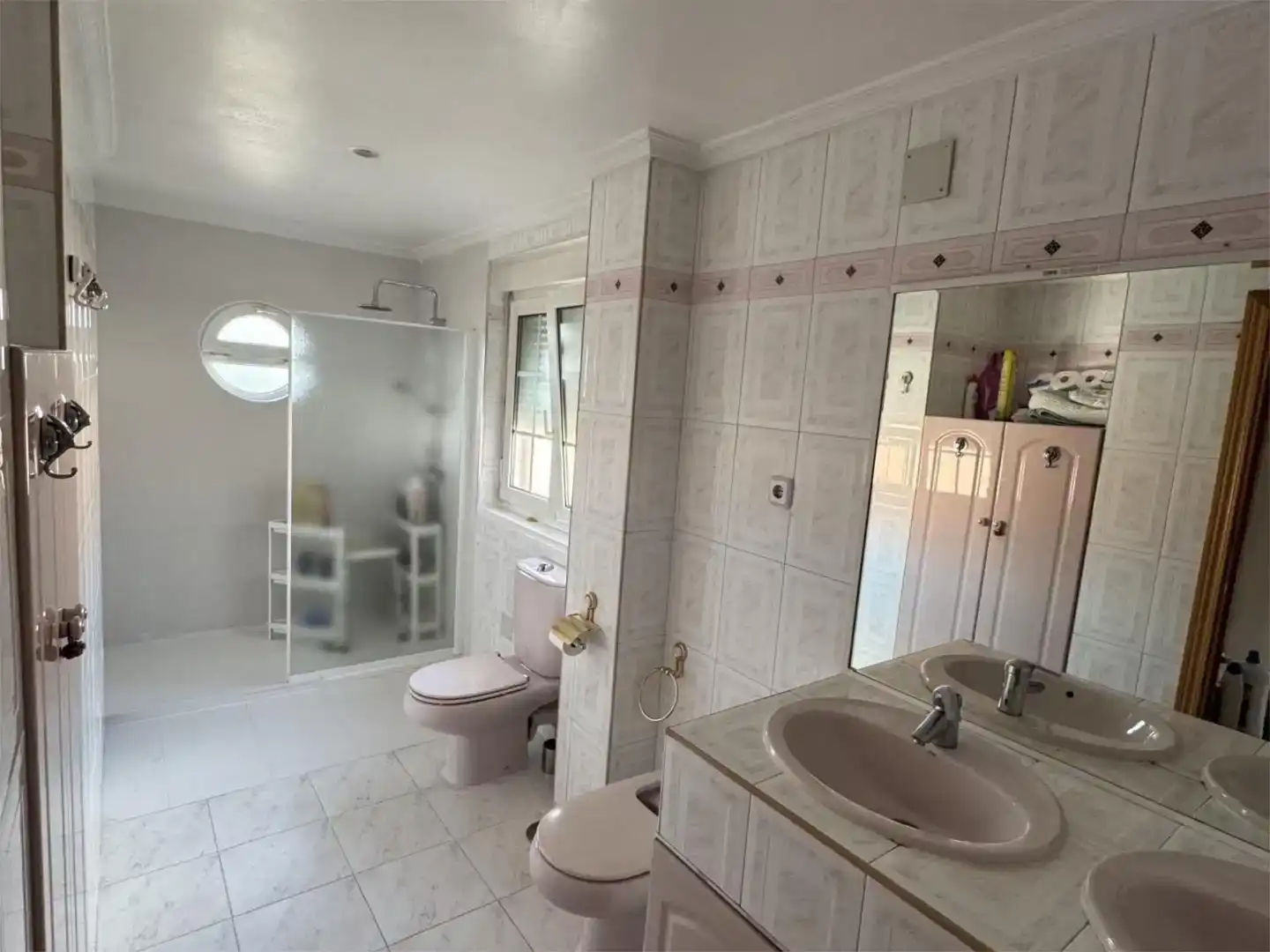 Baño de Casa o chalet en venta en Móstoles con Aire acondicionado, Jardín privado y Trastero
