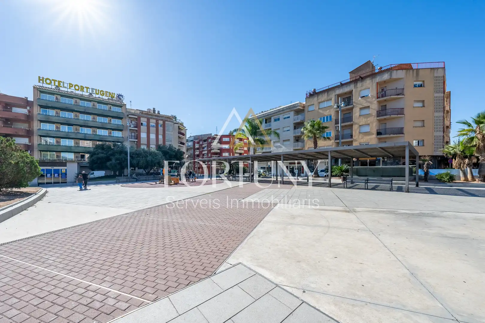 Exterior view of Flat for sale in Vinyols i els Arcs  with Air Conditioner, Swimming Pool and Balcony