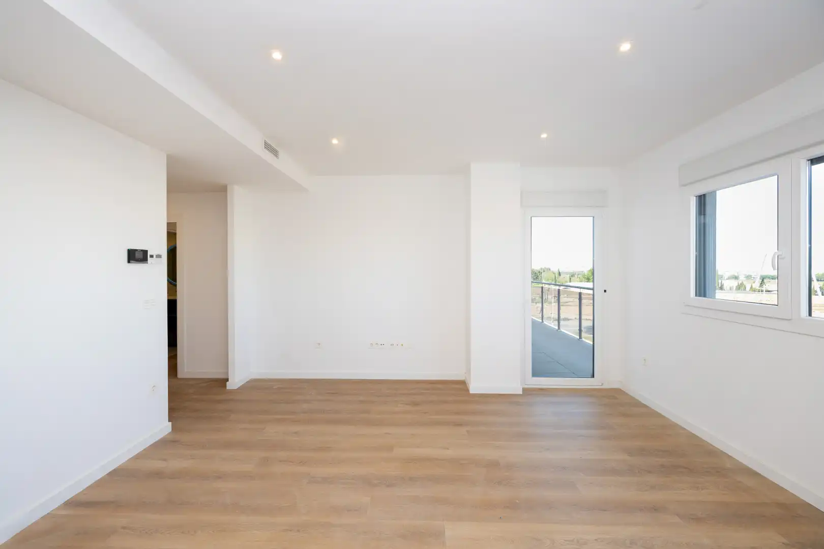 Wohnung zur Miete in  Granada Capital mit Klimaanlage, Heizung und Terrasse