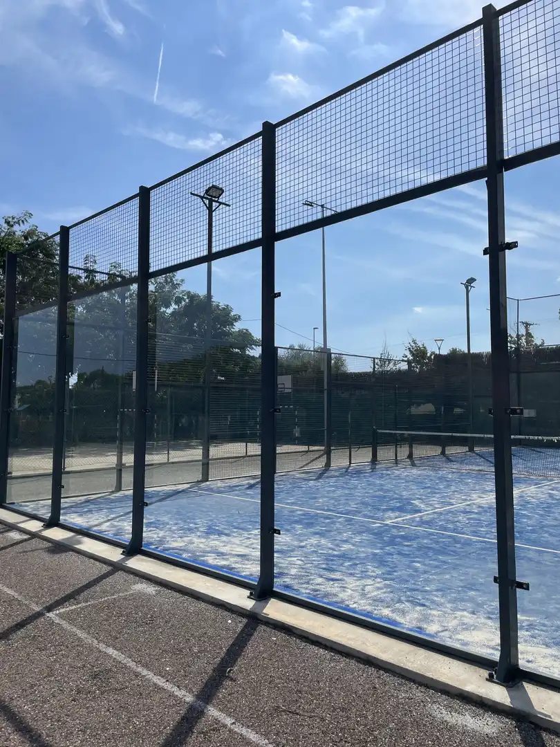 Parking de Casa adosada en venta en Cabrils con Aire acondicionado, Terraza y Piscina