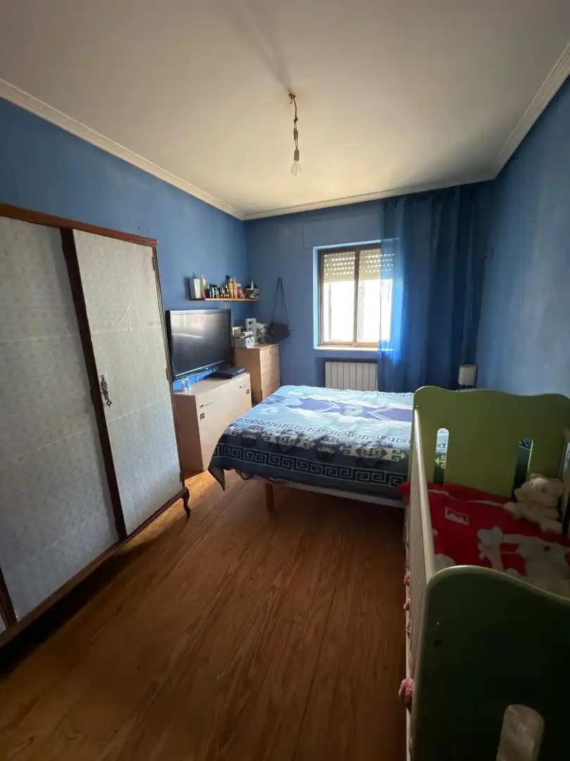 Dormitori de Pis en venda en Venta de Baños amb Calefacció i Terrassa