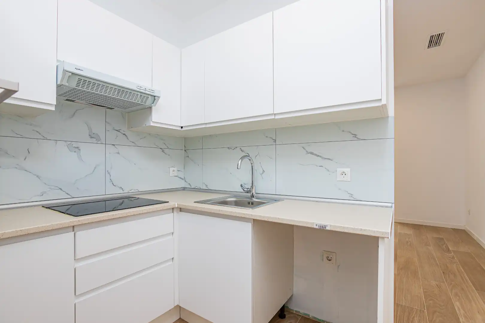 Cuina de Loft en venda en Villanueva del Pardillo amb Aire condicionat, Calefacció i Jardí privat
