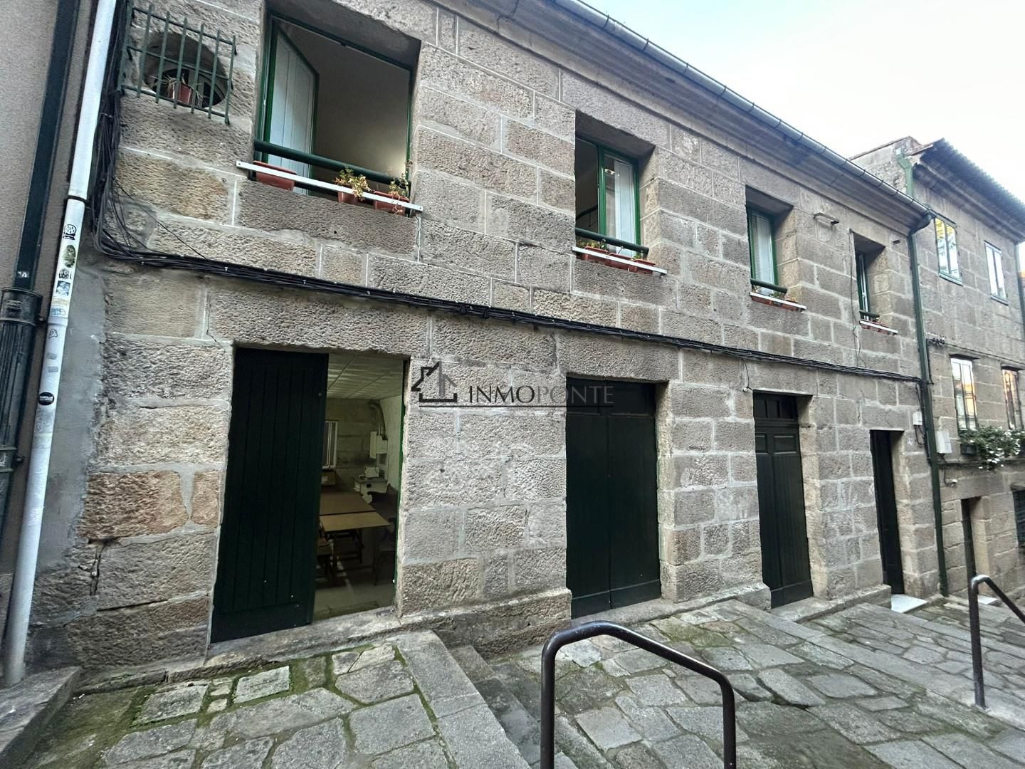 Vista exterior de Casa adosada en venda en Pontevedra Capital 