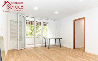 Bedroom of Flat for sale in  Córdoba Capital  with Air Conditioner and Terrace