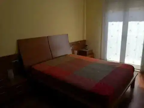 Dormitori de Casa adosada en venda en Campdevànol amb Balcó