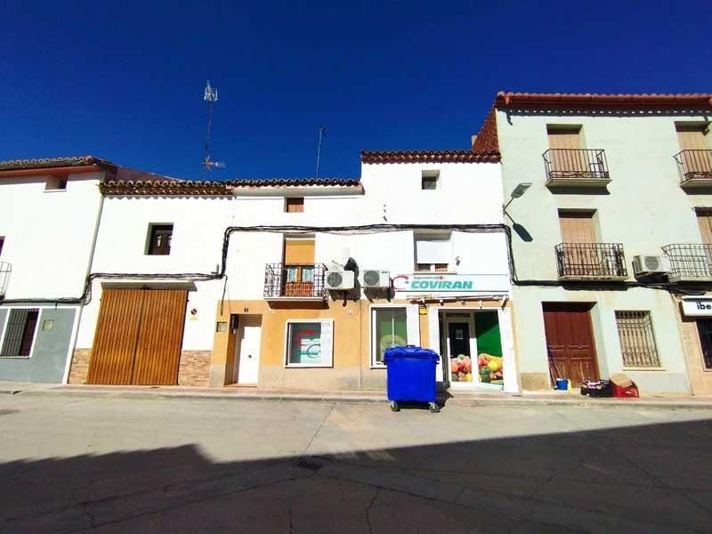 Vista exterior de Casa o xalet en venda en Lécera amb Calefacció