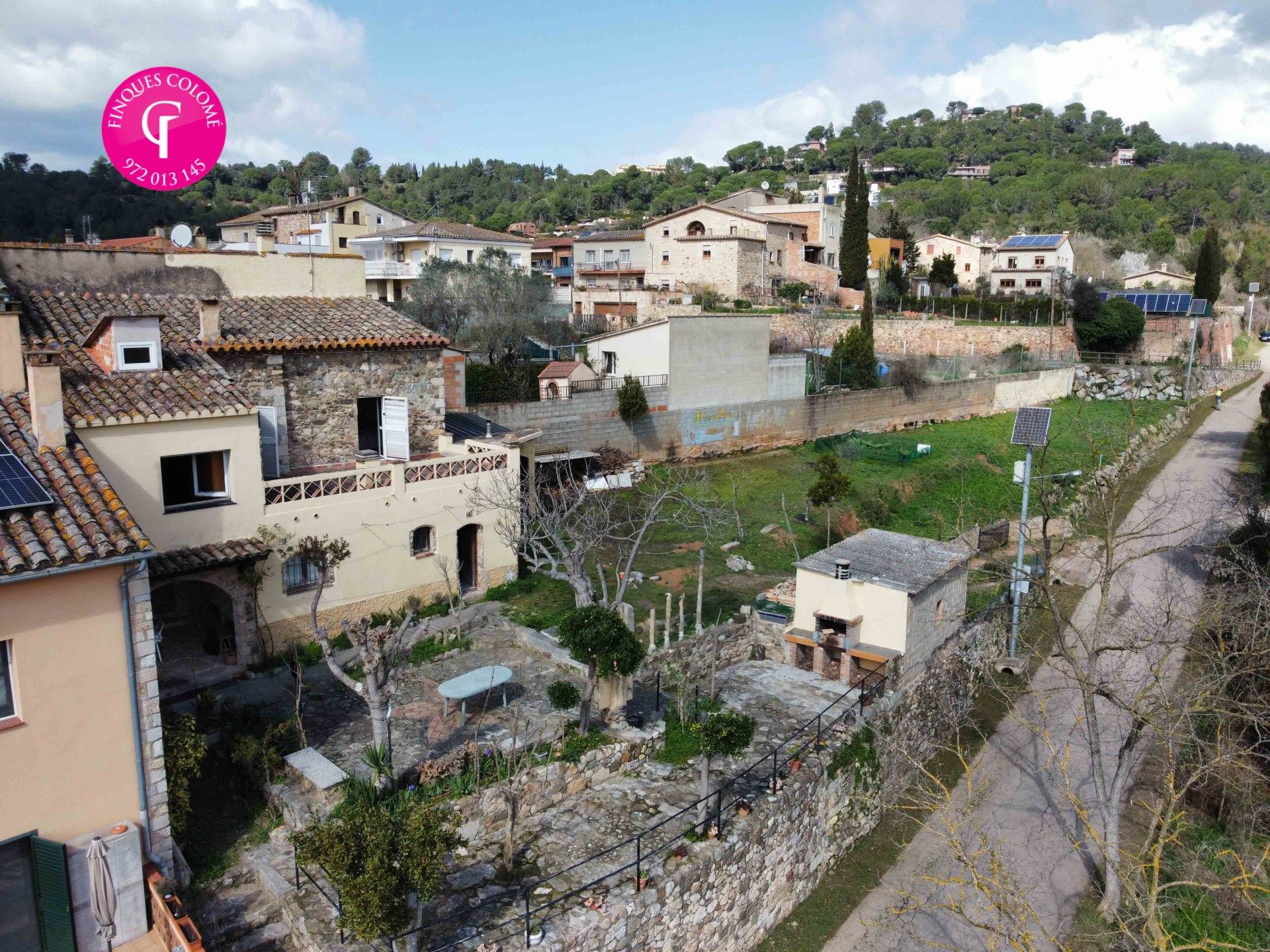 Exterior view of Country house for sale in Girona Capital  with Terrace, Storage room and Balcony