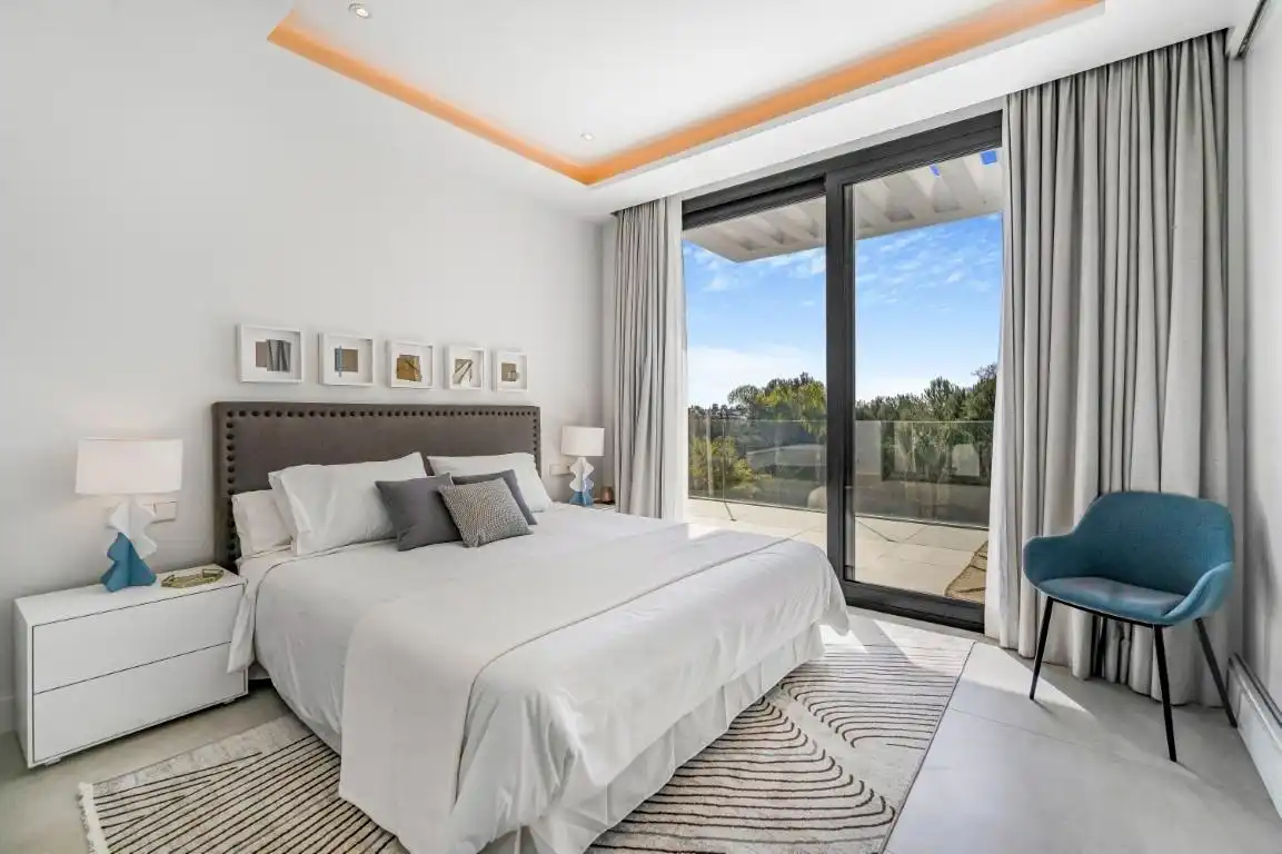 Bedroom of Houses for sale in Marbella  with Air Conditioner, Heating and Private garden