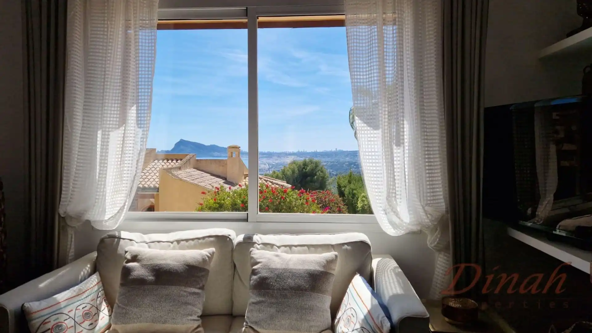 Sala de estar de Casa o chalet en venta en Altea con Aire acondicionado, Calefacción y Piscina