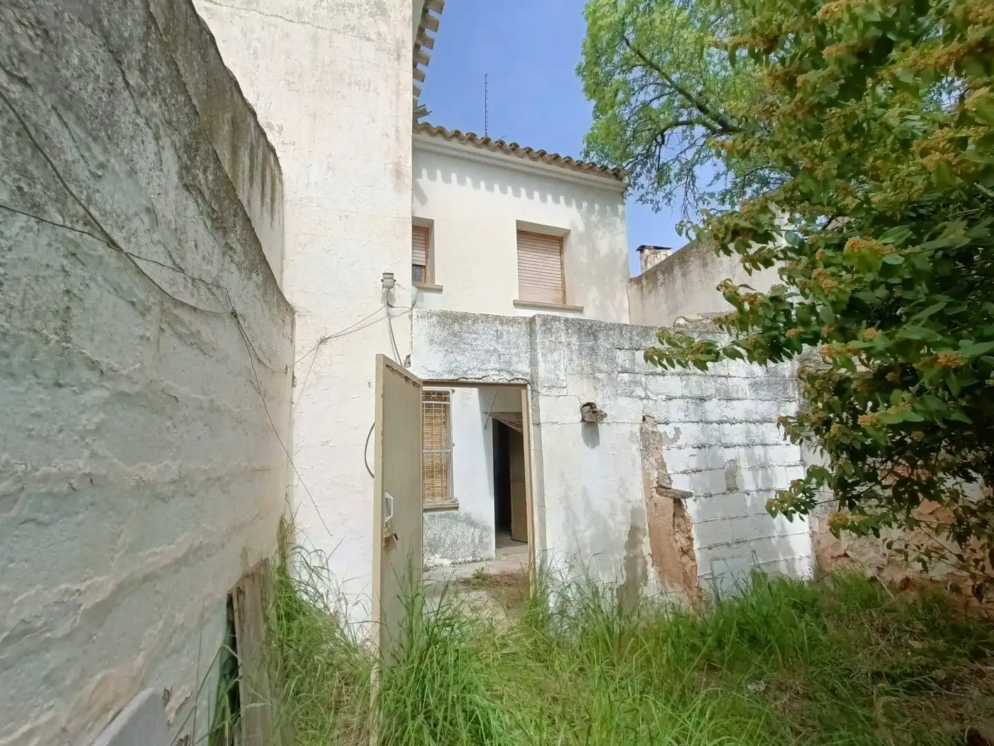 Casa rústica con terraza en venta en San Clemente, imagen 3