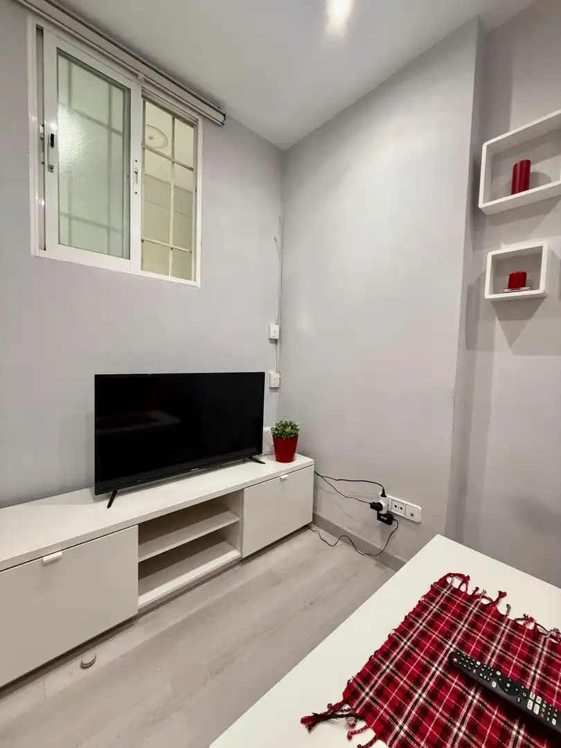 Apartament de lloguer a Calle JOSE MARIA FDEZ LANSEROS, Ventas