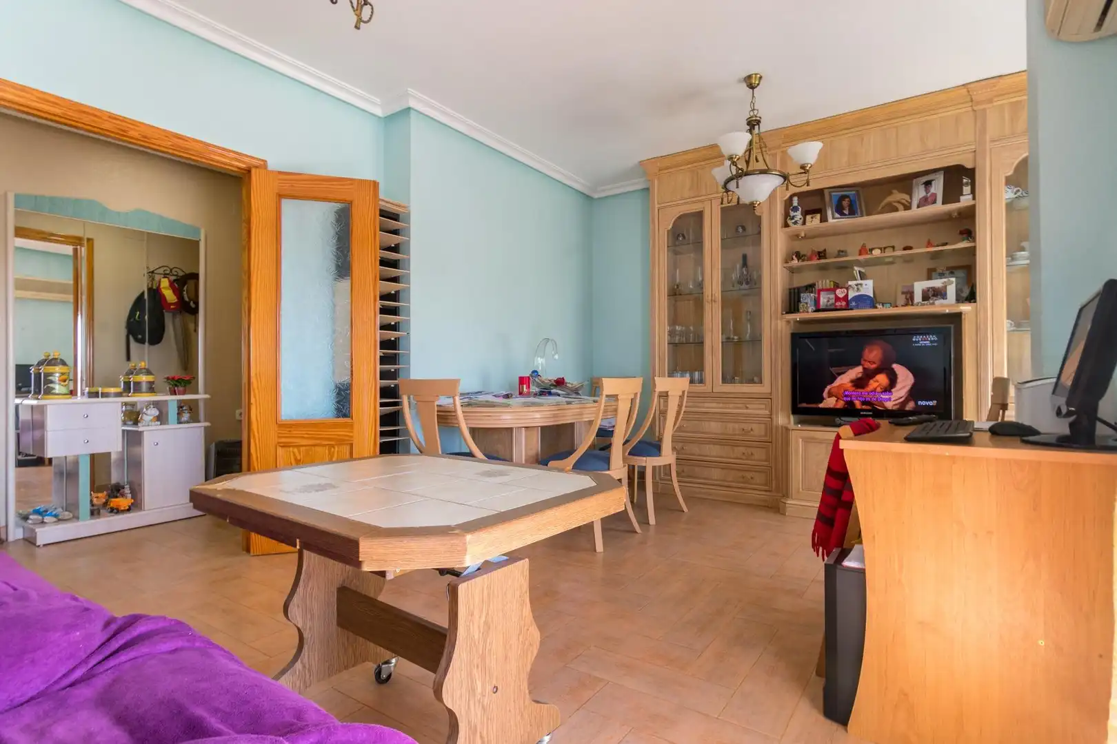 Comedor de Apartamento de alquiler en Los Montesinos con Aire acondicionado y Terraza