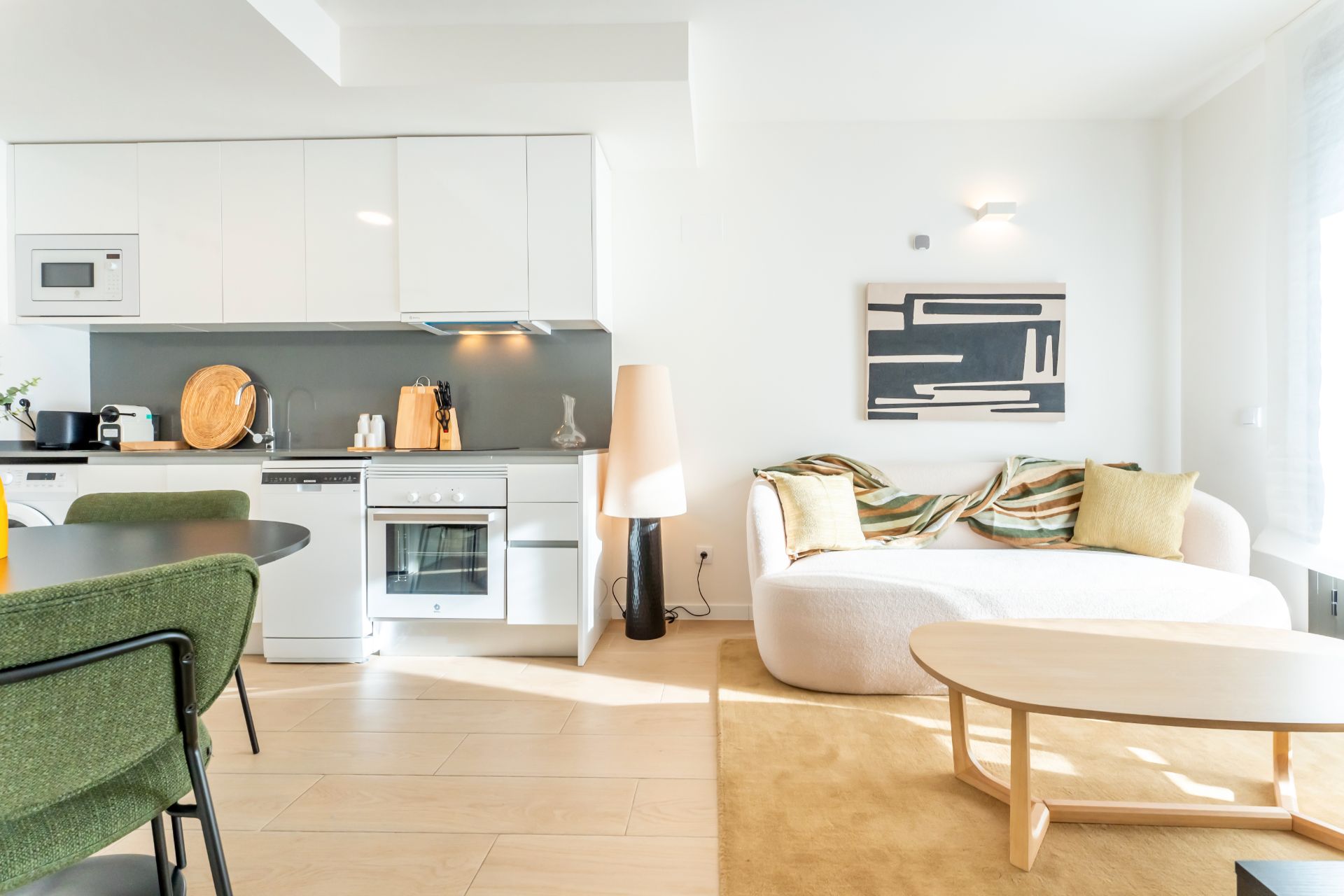 Living room of Apartment to rent in  Madrid Capital  with Air Conditioner, Heating and Terrace