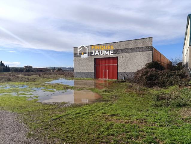 Nave industrial en Venta en LV-3024 en Preixens