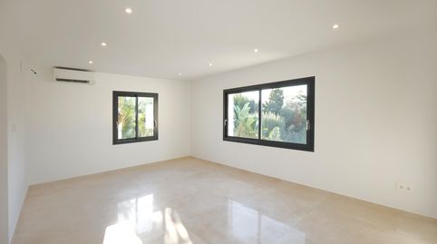 VILLA MODERNA TOTALMENTE REFORMADA EN CALPE CON DOS VIVIENDAS INDPENDIENTES Y PISICINA PRIVADA, immagine 4