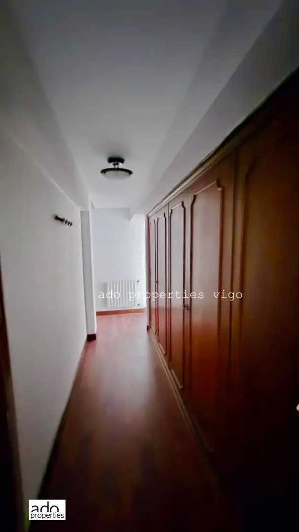 Habitación de Piso en venta en Vigo  con Terraza