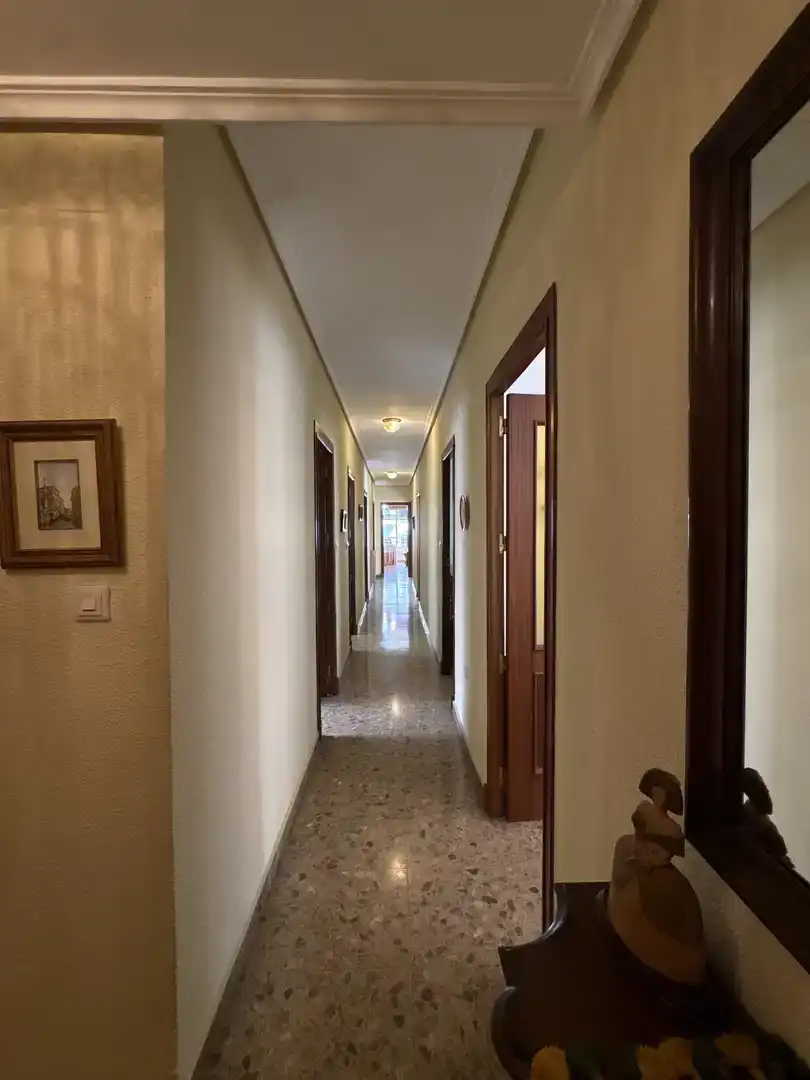 Wohnung zum Verkauf in  Albacete Capital mit Klimaanlage und Balkon