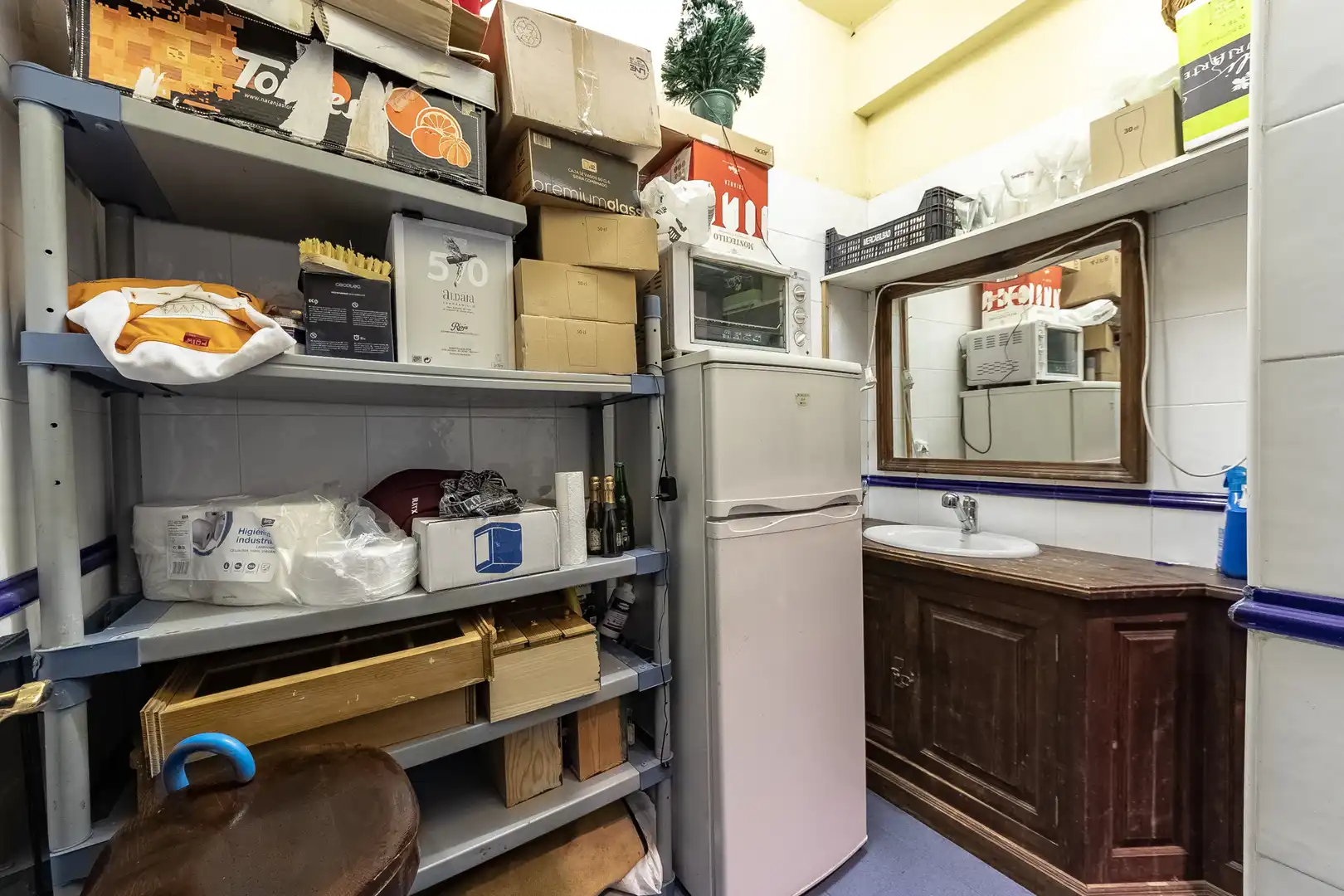 Cocina de Local en venta en Bilbao  con Aire acondicionado, Calefacción y Amueblado