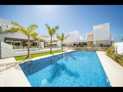 Piscina de Casa o xalet en venda en Marbella amb Aire condicionat, Terrassa i Piscina