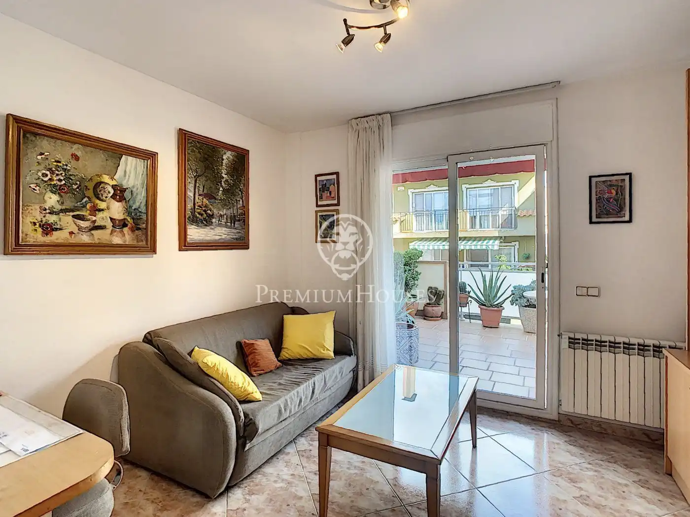 Sala de estar de Casa o chalet en venta en Pineda de Mar con Aire acondicionado, Calefacción y Balcón