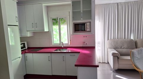 Foto 3 de Piso de alquiler en Lamarque de Novoa, Cruz Roja, Sevilla Capital