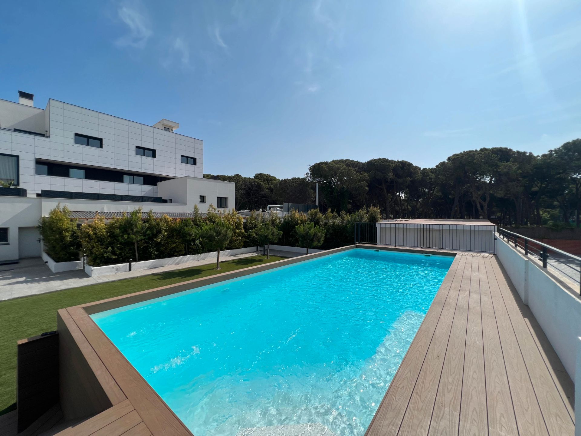 Piscina de Pis en venda en Gavà amb Aire condicionat, Calefacció i Parquet