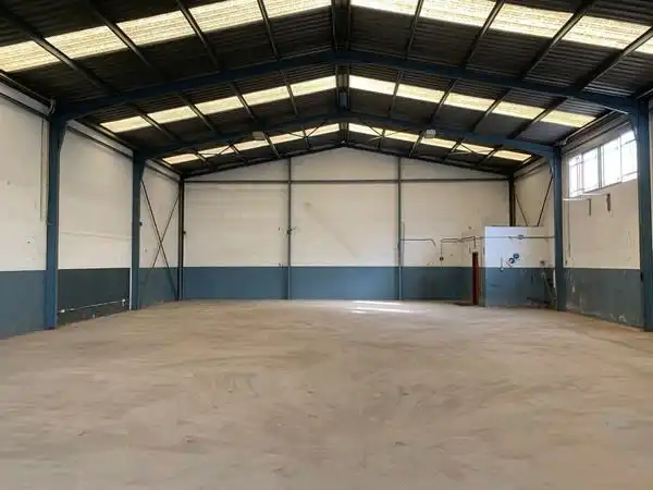 Industrial building for sale in C/ Brosquil, imagen 3