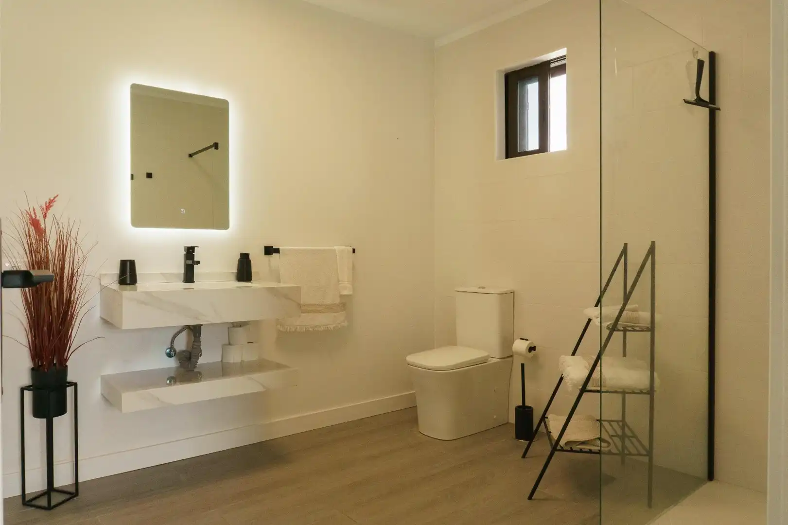 Bany de Casa o xalet en venda en Icod de los Vinos amb Aire condicionat, Calefacció i Jardí privat