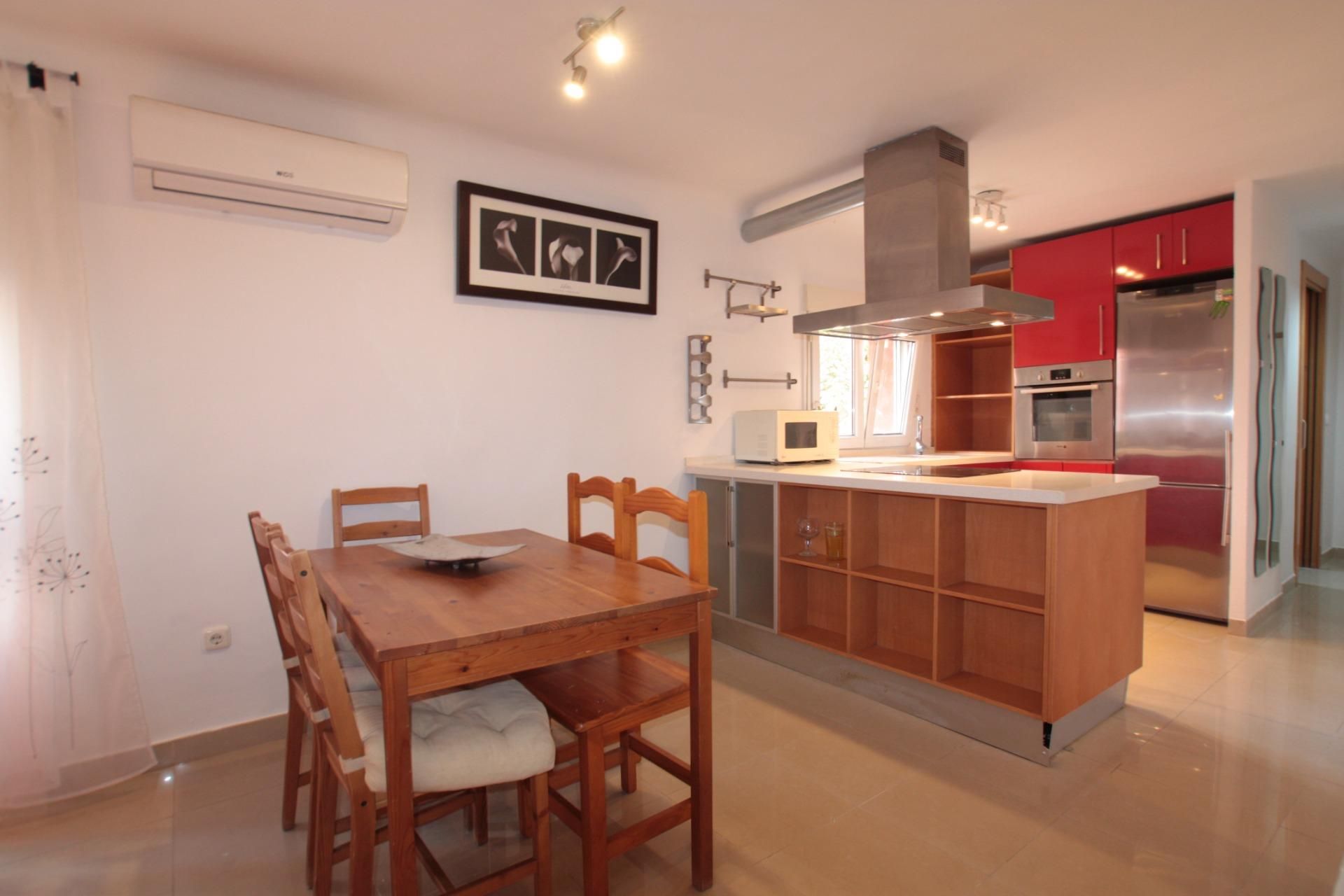 Cocina de Piso de alquiler en  Granada Capital con Aire acondicionado y Amueblado