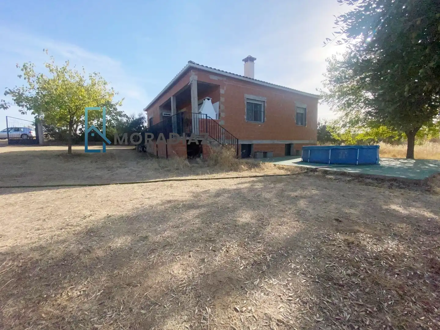 Vista exterior de Casa o xalet en venda en Don Benito amb Jardí privat i Traster