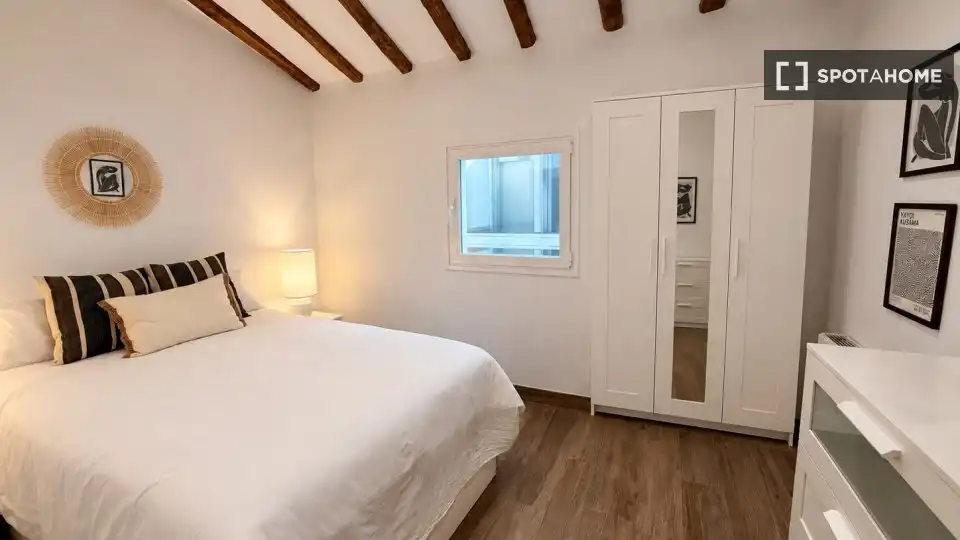 Piso con terraza en alquiler en Centro