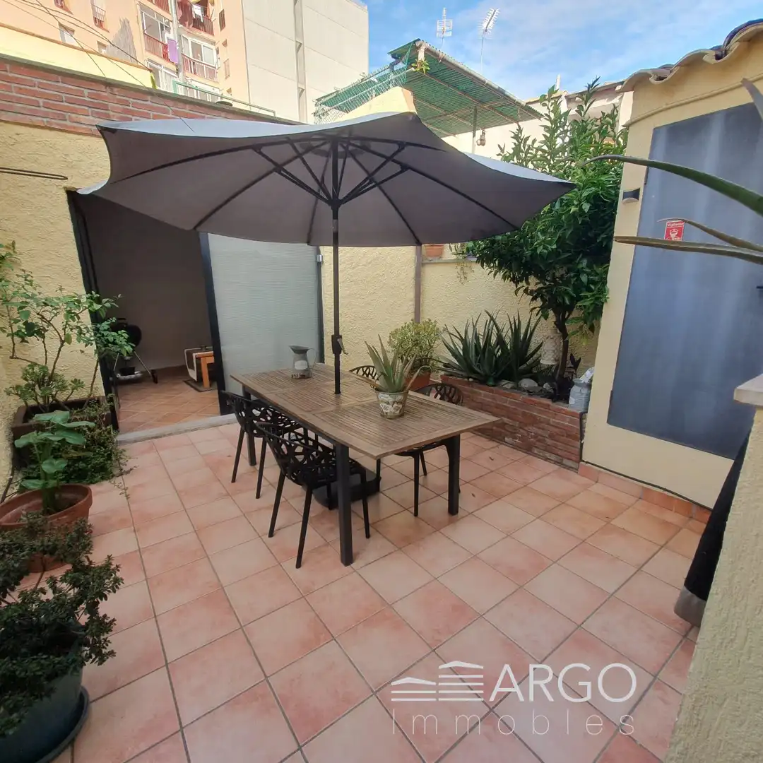 Casa adosada en venta en Carrer de Colom, Centre