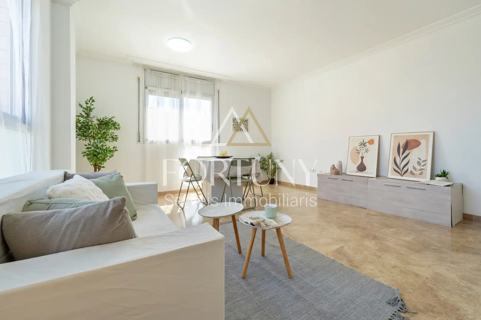 Sala d'estar de Pis en venda en Reus amb Aire condicionat